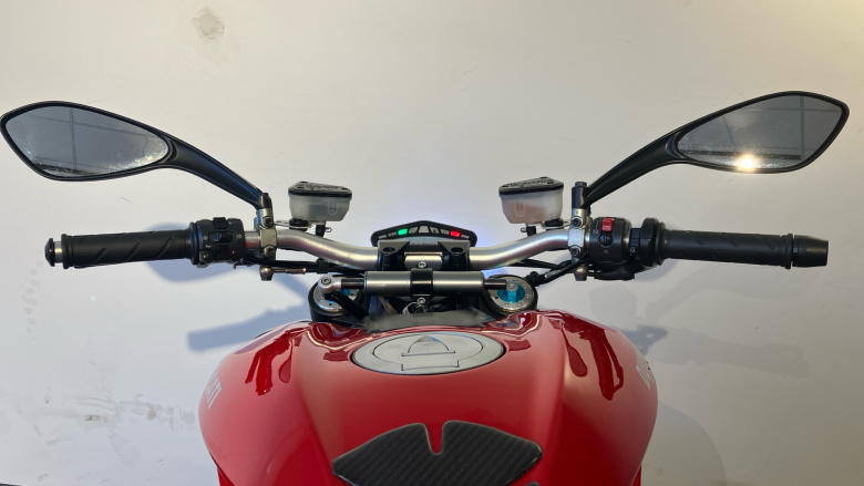 Ducati Streetfighter 1100 S